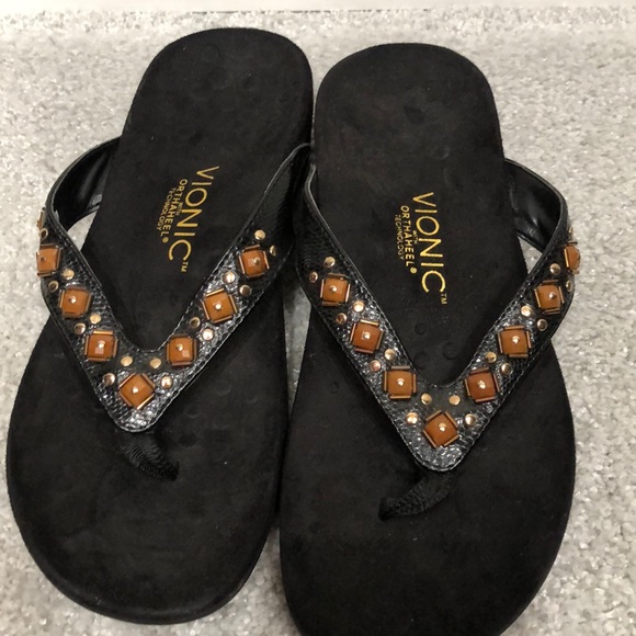 vionic slippers size 8